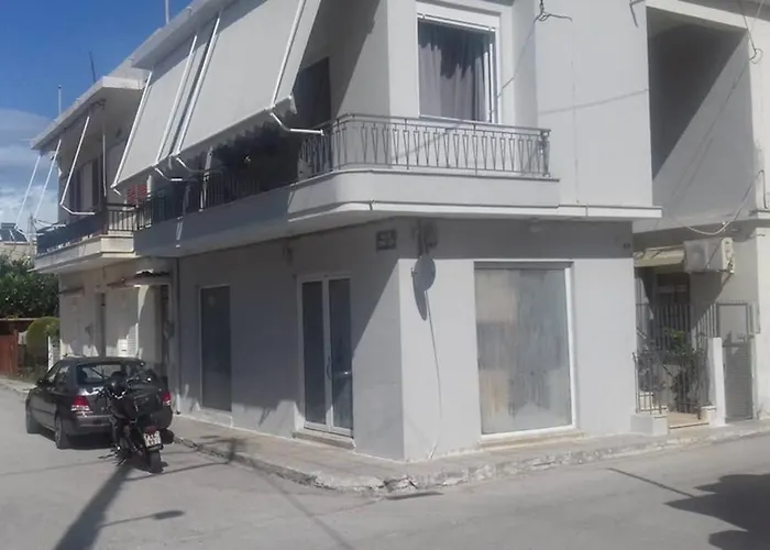 Apartman Paris House 1 *