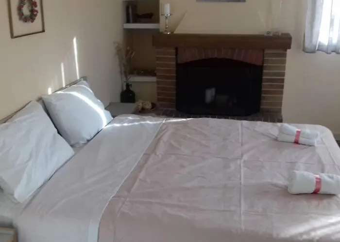 Paris House 1 * Patras