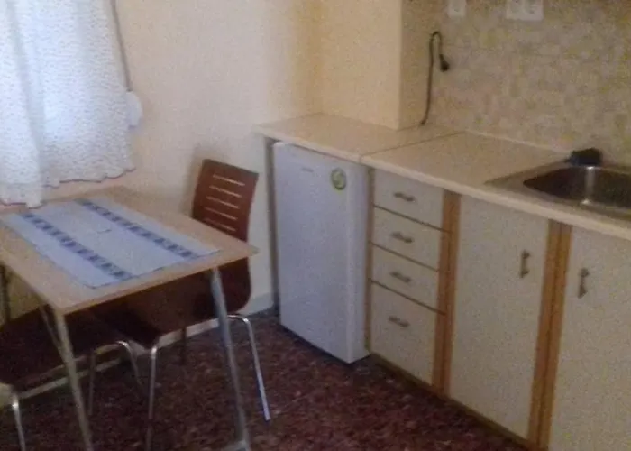 Paris House 1 * Patras